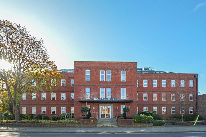 1 Bedroom Flat For Sale In Ingrave Road, Brentwood, CM15