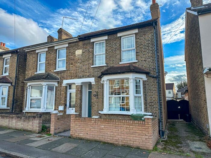 2 Bedroom Semi-Detached House For Sale In Clifton Road, Hornchurch, RM11