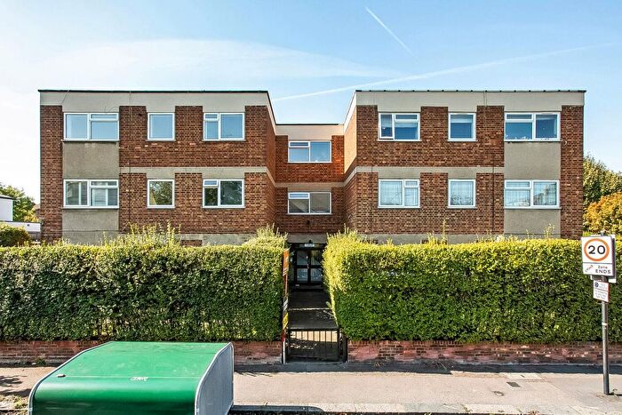 2 Bedroom Property For Sale In Elsinore Road, Forest Hill, London, SE23