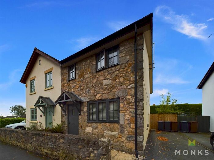 3 Bedroom Property For Sale In School Lane, Trefonen, Oswestry, SY10