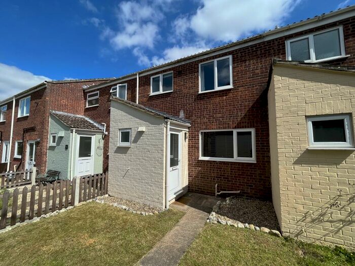 3 Bedroom Terraced House To Rent In Lovell Gardens, Watton, IP25