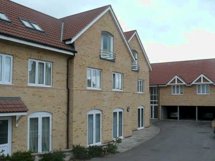 2 Bedroom Flat To Rent In Eastwick Road, Taunton, TA2