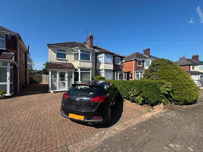 3 Bedroom Semi Detached House For Sale In Millington Road, Birmingham, West Midlands, B36