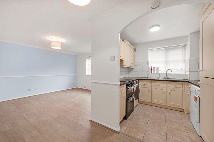2 Bedroom Flat To Rent In Percy Gardens, Worcester Park, KT4