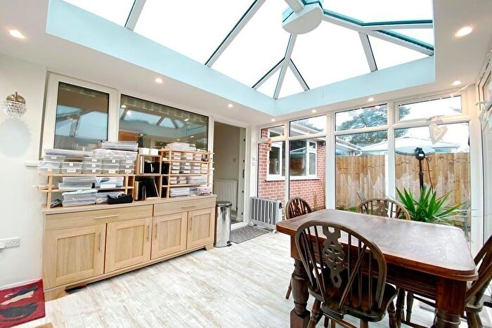 2 Bedroom Bungalow For Sale In Oakhurst Close, West Moors, Ferndown, Dorset, BH22