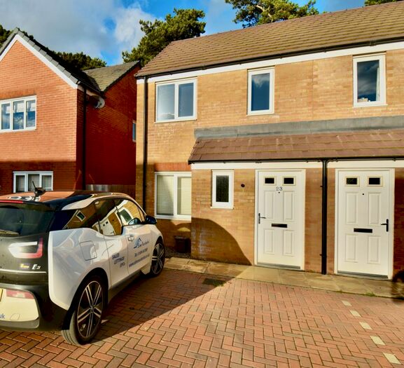 2 Bedroom End Of Terrace House To Rent In Chancellor Court, Kingsthorpe, Northampton, NN6