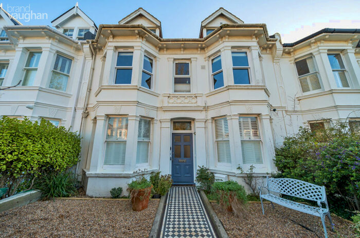 1 Bedroom Flat To Rent In Walsingham Road, Hove, East Sussex, BN3
