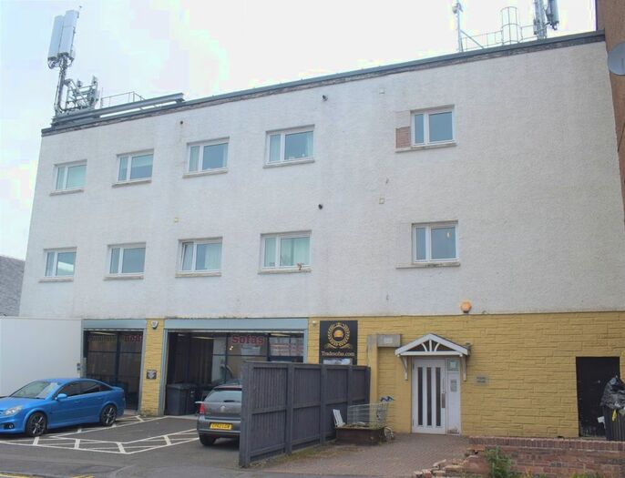 2 Bedroom Flat To Rent In Young Street, Wishaw, North Lanarkshire, ML2