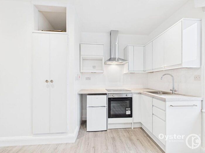 Studio To Rent In Bruce Grove, London, N17