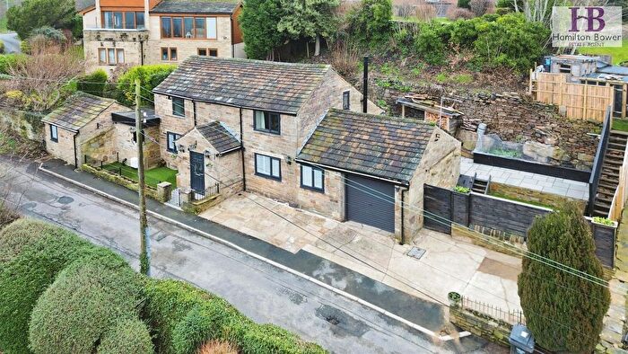 4 Bedroom Detached House For Sale In New Street, Clifton, Brighouse, HD6