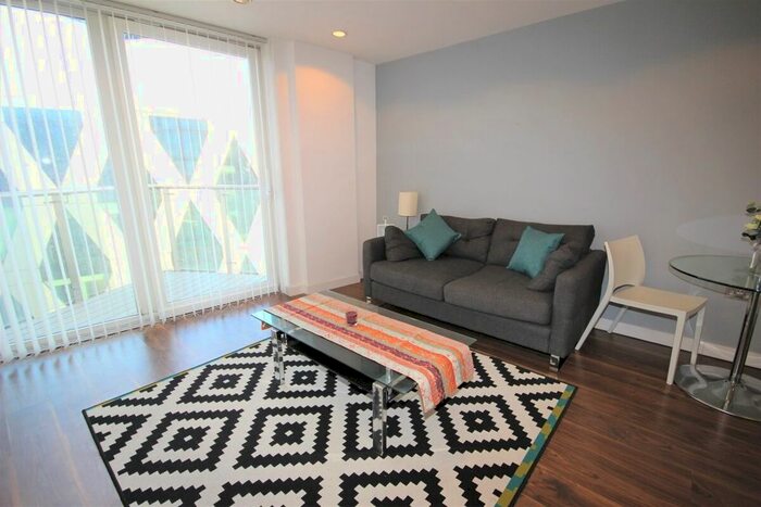 1 Bedroom Flat To Rent In Number One, Media City Uk, Salford, M50