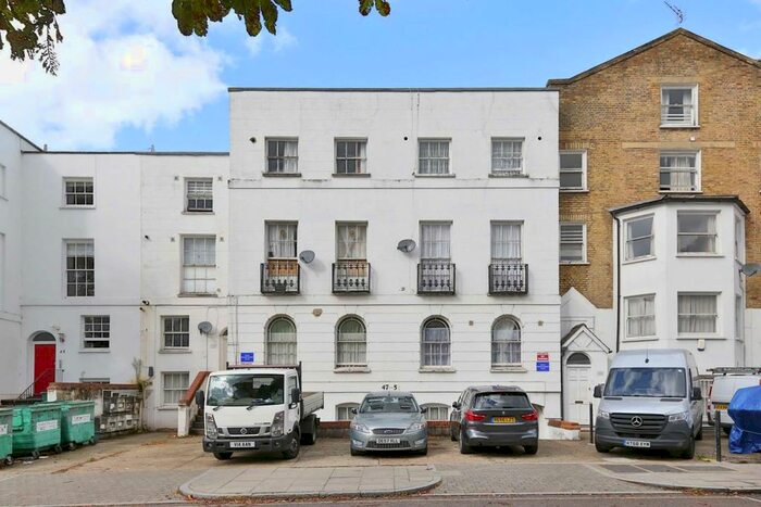 2 Bedroom Flat To Rent In Tollington Park, London, N4