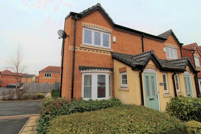 3 Bedroom Semi-Detached House To Rent In Scrooby Road, Harworth, DN11