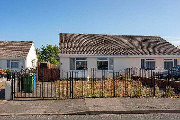 2 Bedroom Semi-Detached Bungalow For Sale In Beaconsfield, Withernsea, HU19