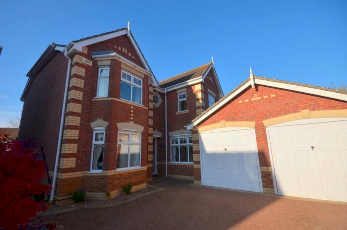 4 Bedroom Detached House To Rent In Hampton Close, Cleethorpes DN35