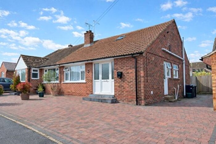 3 Bedroom Chalet For Sale In Edmund Street, CT3