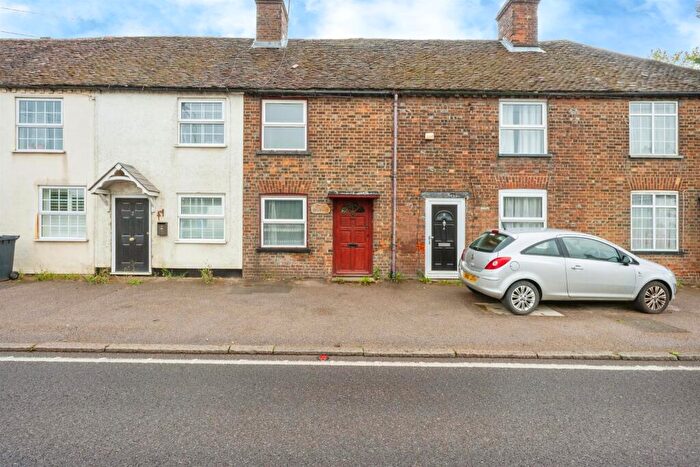 2 Bedroom Terraced House For Sale In Watling Street, Kensworth, Dunstable, LU6