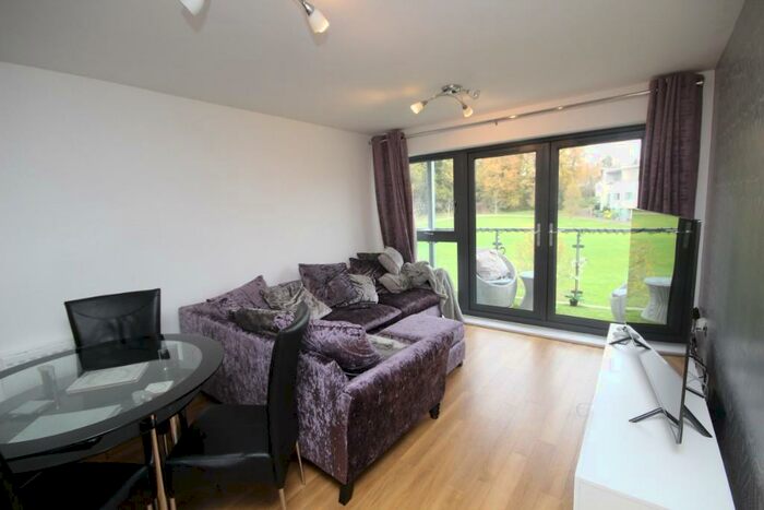 2 Bedroom Flat To Rent In Rollason Way, Brentwood, Essex, CM14