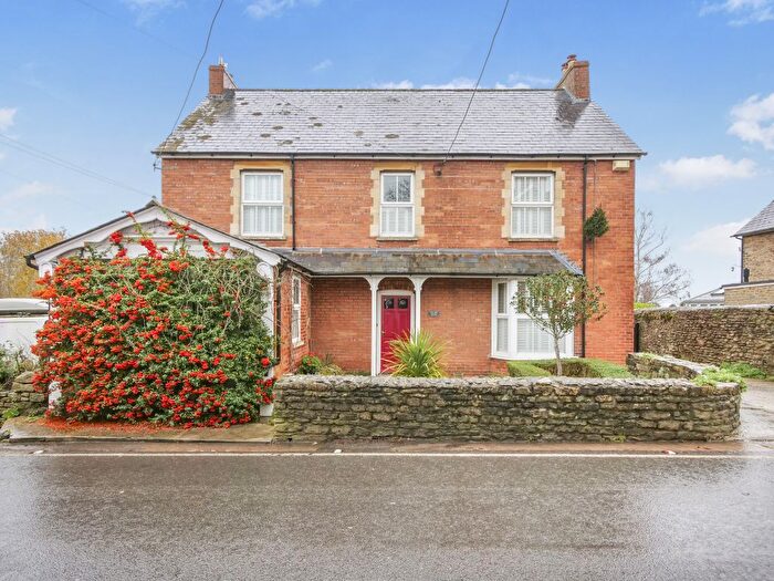 3 Bedroom Detached House For Sale In Red House, High Street, Templecombe, BA8