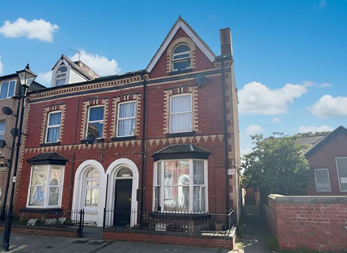 1 Bedroom Flat To Rent In Princes Street, Rhyl, LL18