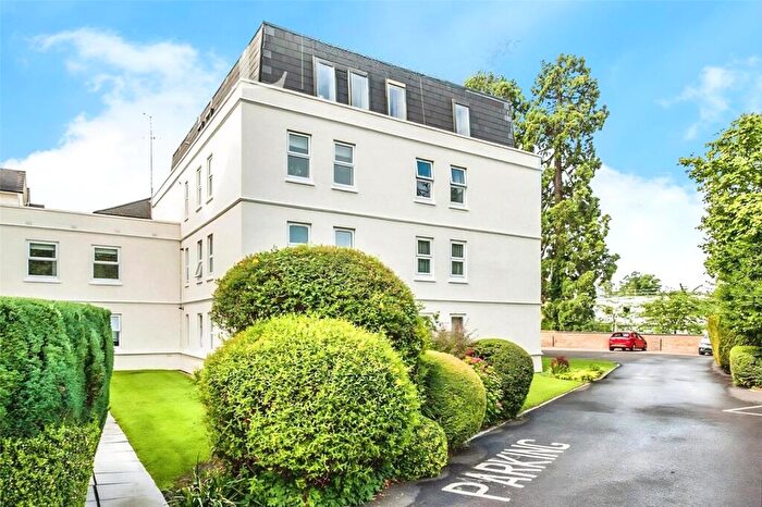 1 Bedroom Apartment For Sale In Flat Beaufort Court, The Park, Cheltenham, GL50