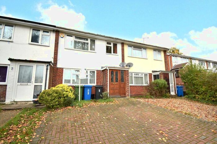 3 Bedroom Terraced House To Rent In Longleat Gardens, Maidenhead, Berkshire, SL6