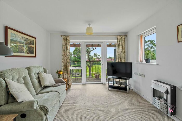 2 Bedroom Apartment For Sale In Hazelmere, Hambleton Way, Winsford, CW7