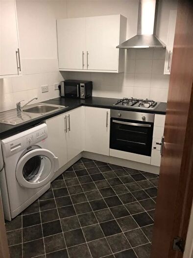 1 Bedroom Flat To Rent In Lea Bridge Road, Leyton, E10