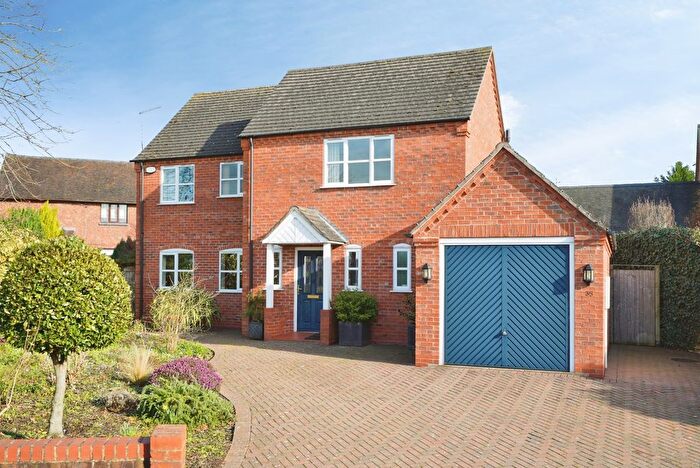 4 Bedroom Detached House For Sale In Woodville Road, Hartshorne, Swadlincote, Derbyshire, DE11