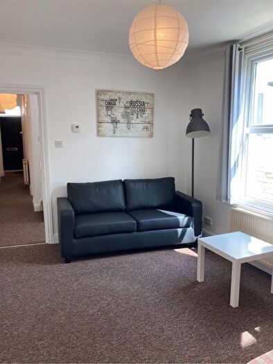 5 Bedroom Terraced House To Rent In Norman Road, Southsea, PO4