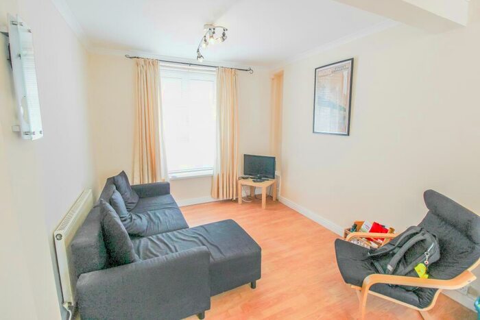 3 Bedroom Terraced House For Sale In Middle Street, Trallwn, Pontypridd, CF37