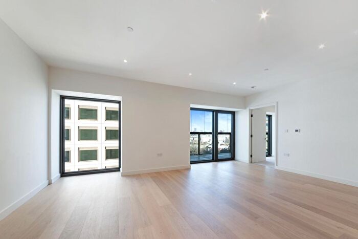 1 Bedroom Flat To Rent In Docker Building, Riverscape, London, E16