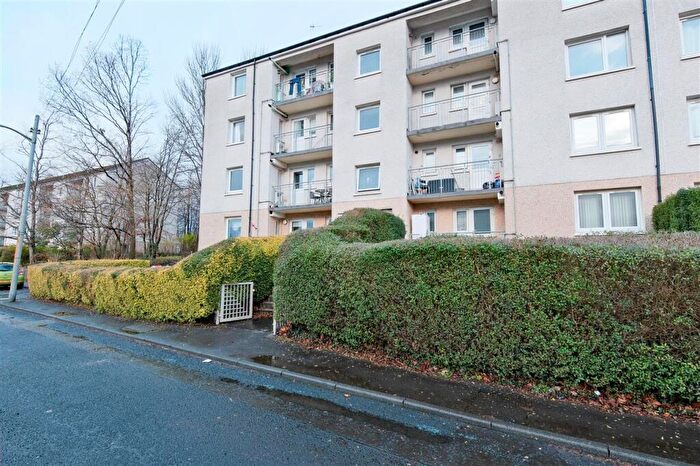 3 Bedroom Apartment To Rent In Morefield Road, Glasgow, Glasgow, G51