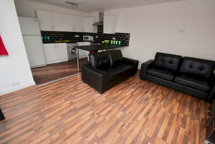 9 Bedroom Detached House To Rent In Arthur Street, Arboretum, Nottingham, NG7