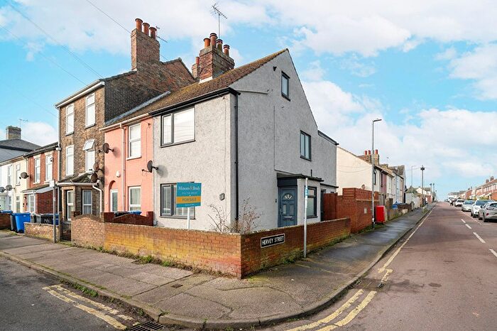 2 Bedroom End Terrace House For Sale In Trafalgar Street, Lowestoft, NR32
