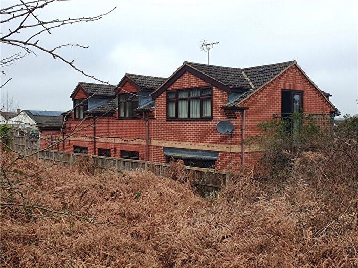 2 Bedroom Detached House For Sale In Richborough Place, Wollaton, Nottingham, NG8