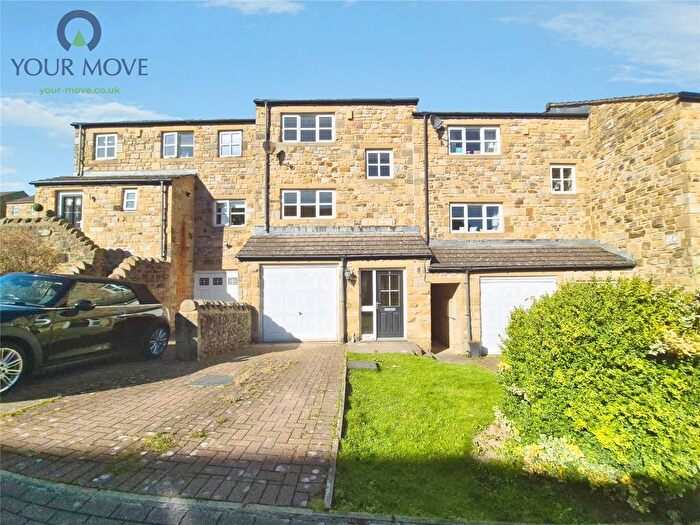 3 Bedroom Terraced House For Sale In Rushy Fall Meadow, Keighley, West Yorkshire, BD22