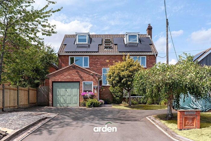 5 Bedroom Detached House For Sale In Rowney Green Lane, Alvechurch, B48