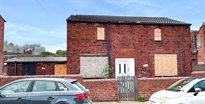 Detached House For Sale In Smawthorne Lane, Castleford, WF10