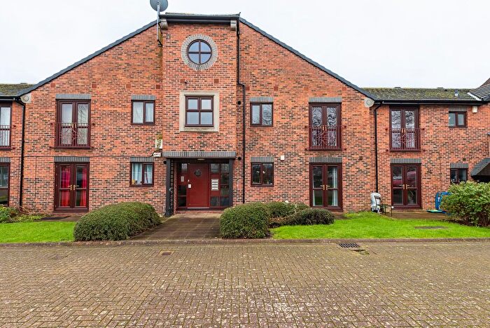 2 Bedroom Flat For Sale In Kingston Street, Hull, HU1