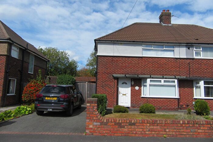 3 Bedroom Semi-Detached House To Rent In Dee Road, St Helens, L35