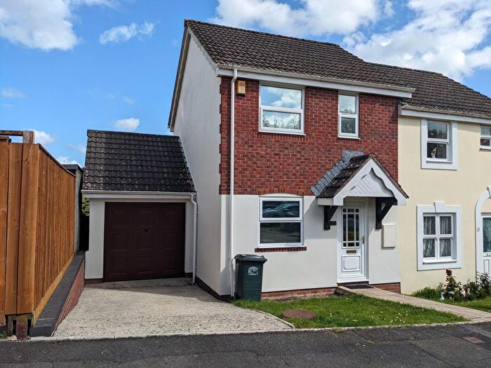 2 Bedroom Semi-Detached House For Sale In Kings Coombe Drive, Kingsteignton, Newton Abbot, TQ12
