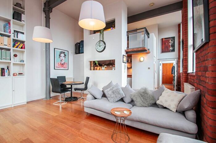 2 Bedroom Apartment To Rent In Hulme Hall Road, Castlefield, Manchester, M15
