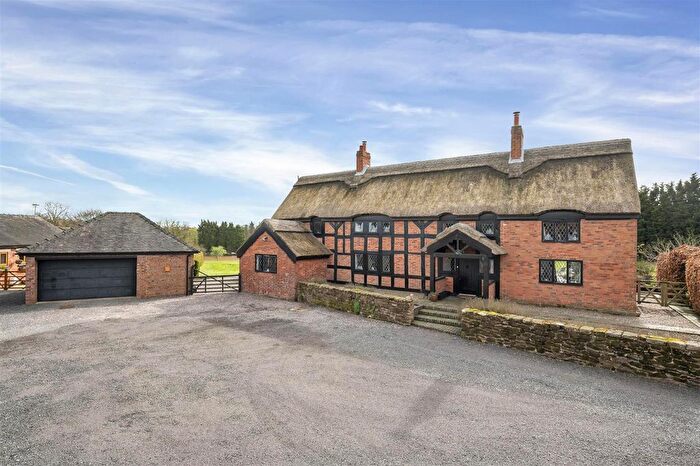 4 Bedroom Detached House For Sale In Knighton, Stafford, ST20