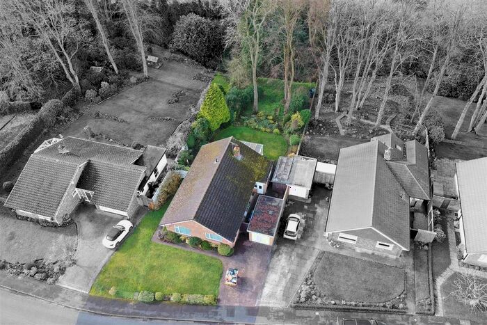 3 Bedroom Detached Bungalow For Sale In Brookwood Close, Walton, Warrington, WA4