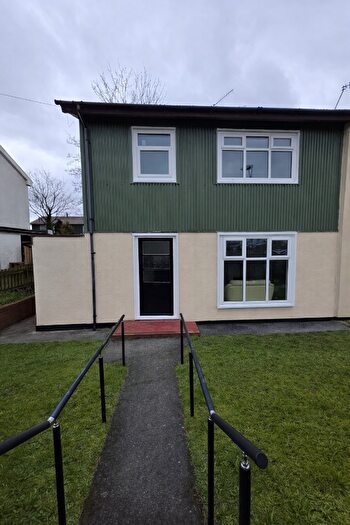 3 Bedroom Semi Detached House To Rent In Cromer Avenue, Burnley, BB10