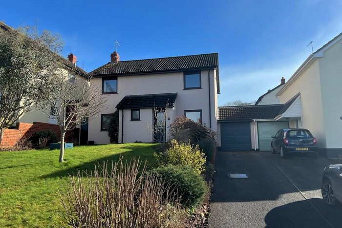4 Bedroom Detached House For Sale In Woodmans Orchard, Talaton, EX5