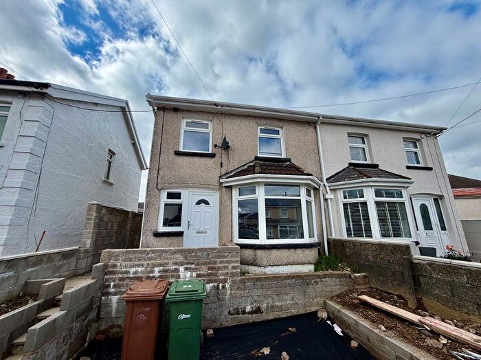 2 Bedroom Semi Detached House To Rent In Derwendeg Avenue, Cefn Hengoed, CF82