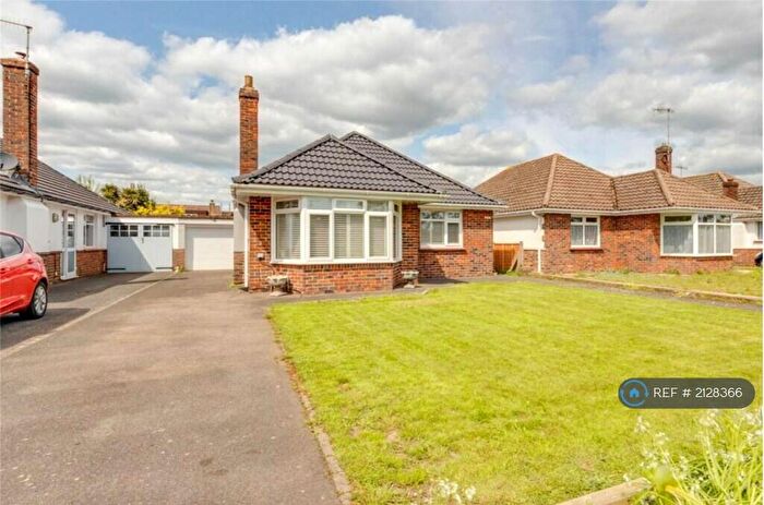 3 Bedroom Bungalow To Rent In Goring Way, Goring-By-Sea, Worthing, BN12