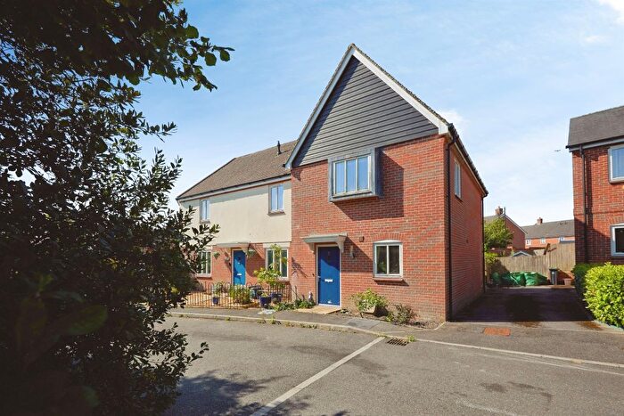 2 Bedroom End Terrace House For Sale In Marabout Road, Shaftesbury, SP7